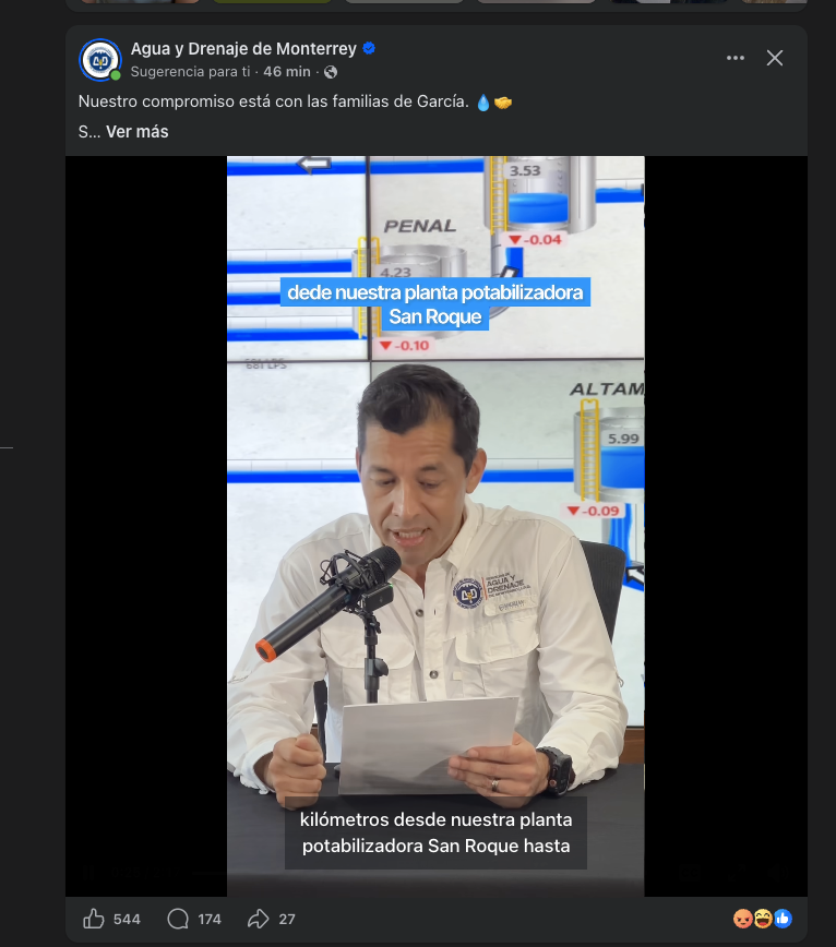 RosendoChV's tweet photo. El director de Agua y Drenaje de Monterrey (@ayd_monterrey) en el partido del mundial mientras vecinos de García están en crisis desde hace meses sin agua. 

La cuenta institucional publica video de que "están trabajando" a la par de Eduardo Ortegón está en el estadio. 

"La responsabilidad es con la población de garcía", lee en el video que está recién publicado.