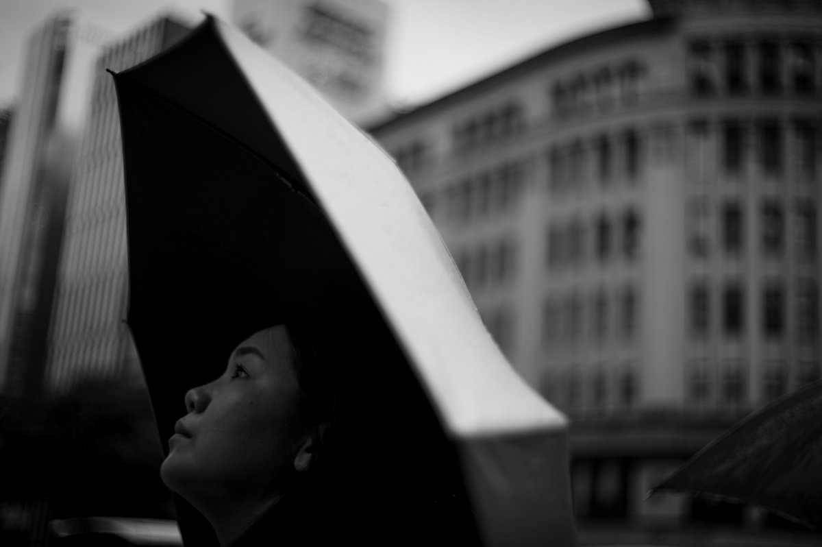 OkabaIsao's tweet photo. 「　ZAGIN RAIN　」
 
LEICA M11
SUMMITAR 50mm f/2.0 https://t.co/igcmqW9kzi