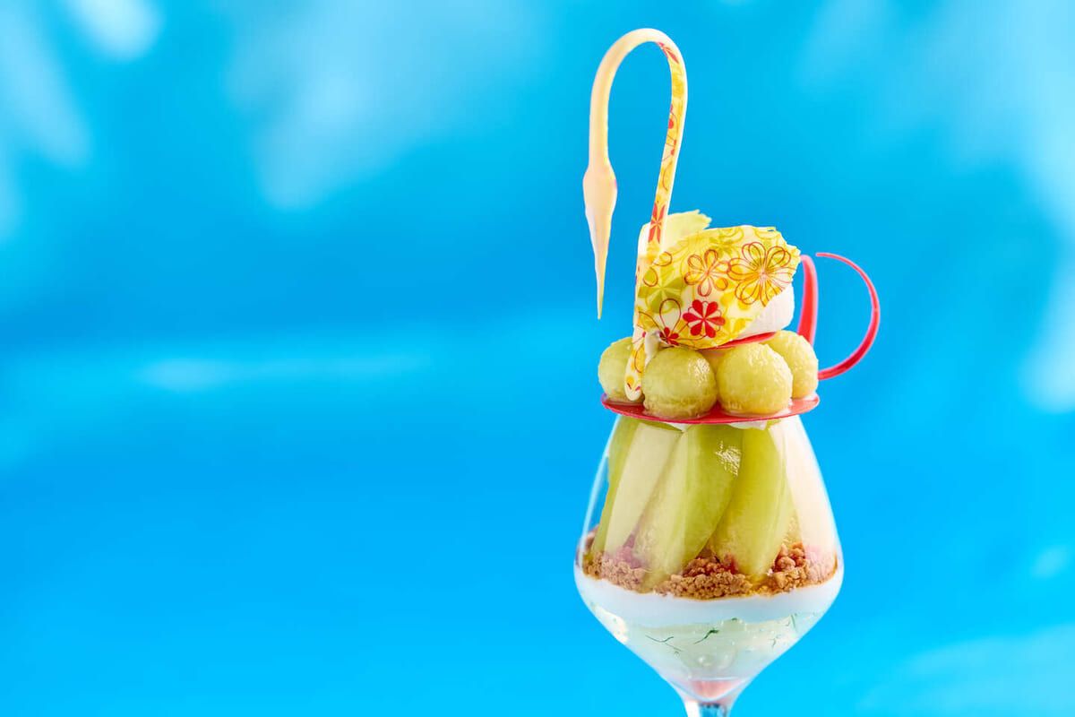 白鳥をモチーフにした優雅な夏限定スイーツ！ TDRパートナーホテル