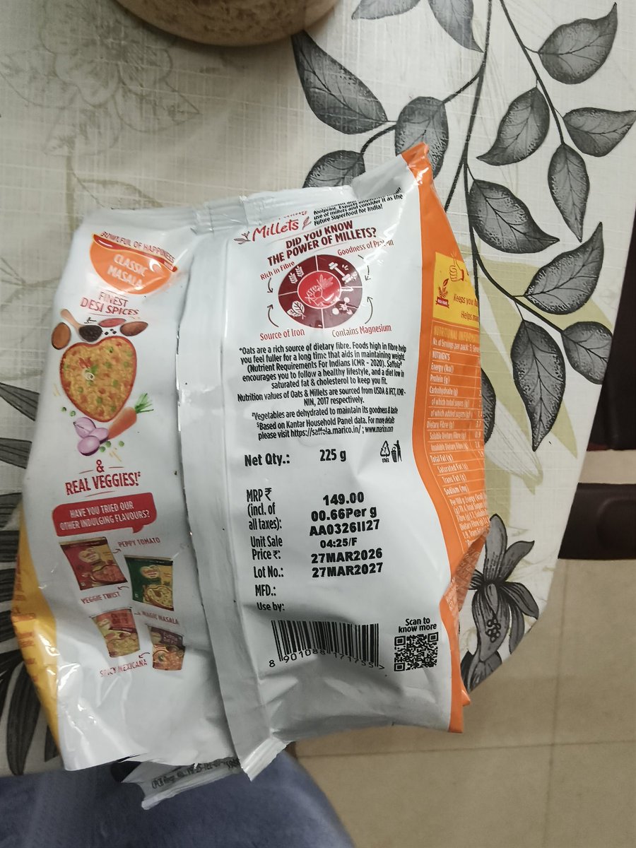 gor_mes's tweet photo. @Flipkart @FlipkartMinutes Ordered Saffola Masala Oats today and found the packet full of insects immediately after opening it. This is a serious food safety issue and completely unacceptable. Pathetic service and quality control. Resolve urgently. #FoodSafety #FlipkartMinutes https://t.co/1qVVO1whPn