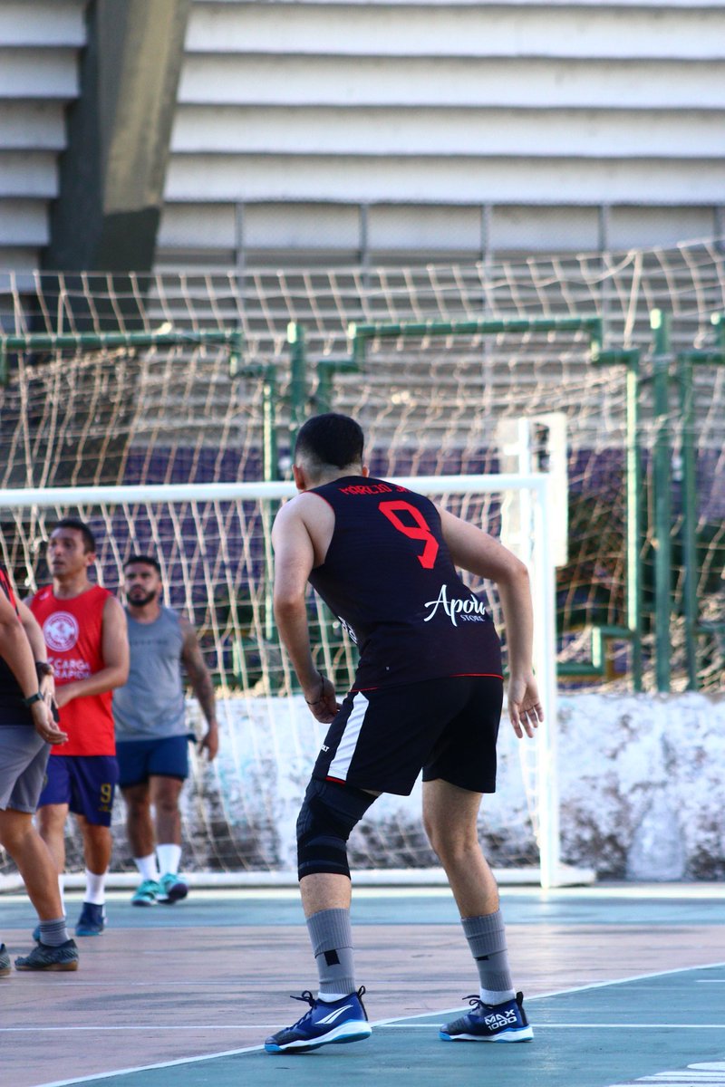 MarcioJr10_'s tweet photo. Racha ProChopp desde 1989 #Futsal #Racha #GinasioPauloSarasate #CapitaldoCeara #Esporte #Camisa9 #FuteboldeSalão gi https://t.co/qF02mTpCfE
