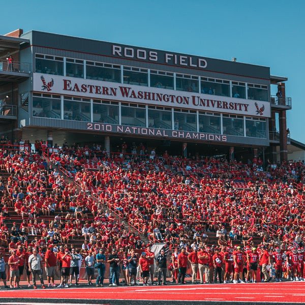 braydenmbrown's tweet photo. Excited to be heading up to @EWUFootball tomorrow for prospect camp! Looking forward to showing my progress as I head into my sophomore year.

#ClassOf2029 #CollegeFootball #FootballRecruit #HighSchoolFootball #WideReceiver #WRProspect #NextGen #RecruitMe #HUDL #StudentAthlete @CoachBestEWU @CoachCBrink