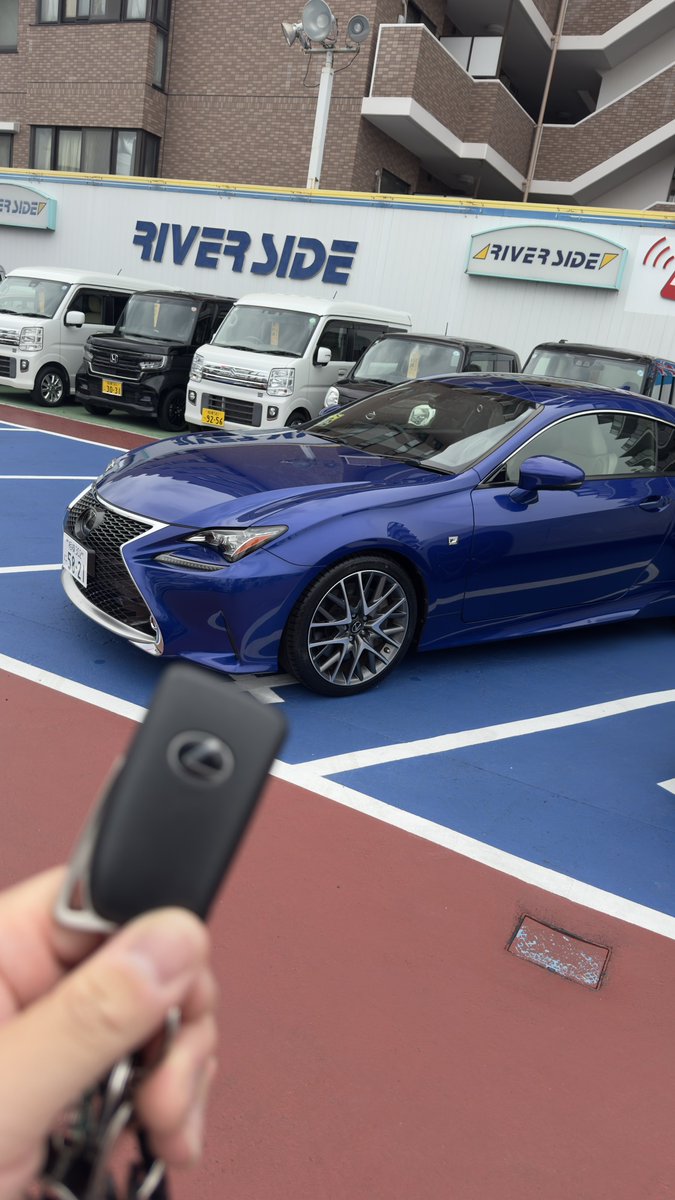Ryoya_grb's tweet photo. ご報告
LEXUS RC200t Fスポーツ
白内装 サンルーフ付き

納車されましたー！

引き続きよろしくお願いいたします！

  #納車 https://t.co/qN9lpMGyyO