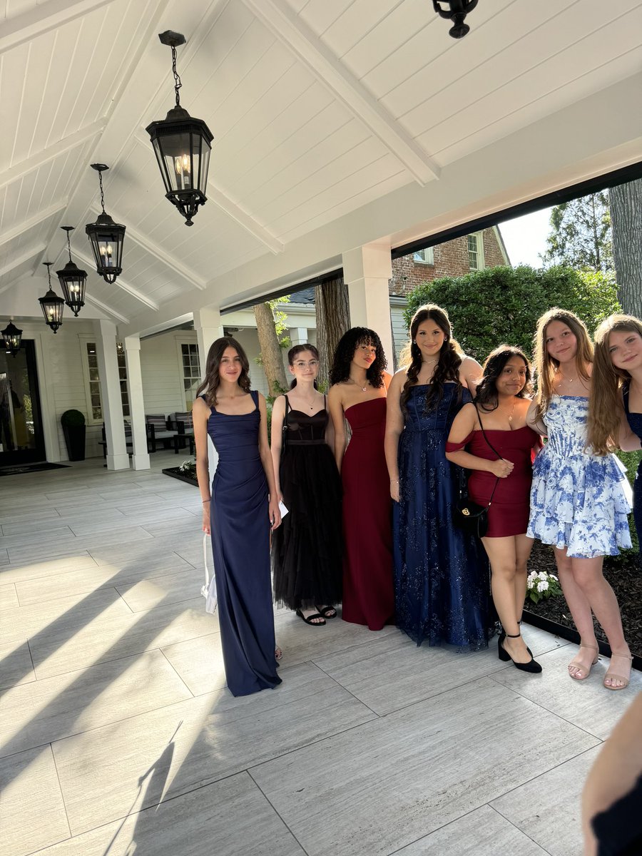 bkgirl90's tweet photo. I am so incredibly proud of this kid.  Girls can be so cruel &amp; mean in middle school. They made an “ we hate Mia” group chat, told her after 3 years all of them never wanted to be her friend &amp; she didn’t let it bring her down. https://t.co/5sJeSQRlLF
