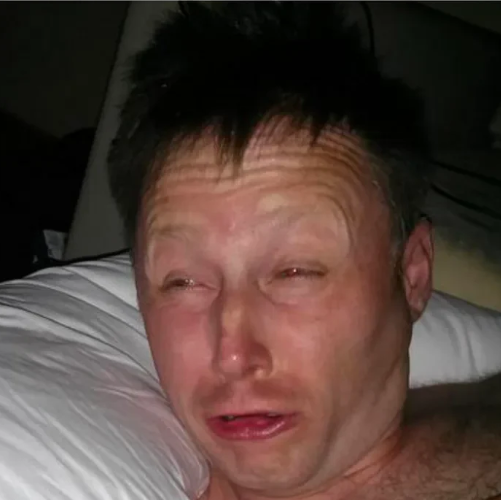 yourpalmrface's tweet photo. @michaelisveryv I'm not too familiar with the history of the local radio station (s) but the one my alarm is set to play in the mornings was playing like, FDRs peal harbor speech or some news reel for some ungodly reason,  here I am wakin up thinkin the Japanese are attacking again or some shit https://t.co/0QFyKIeY8K