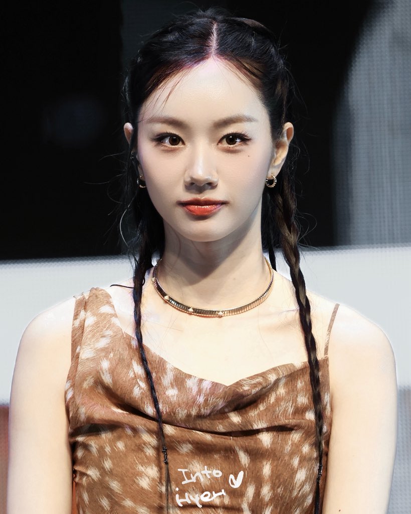into_hyeri's tweet photo. ♡´･ᴗ･`♡
-
𝟏𝟑.𝟎𝟔.𝟐𝟎𝟐𝟔
-
𝐇𝐲𝐞𝐫𝐢𝐝𝐞 𝐟𝐚𝐧𝐬𝐦𝐞𝐞𝐭𝐢𝐧𝐠

#이혜리 #혜리 #Hyeri #leehyeri 
@hyeriherihey https://t.co/Jupydz8Fw3