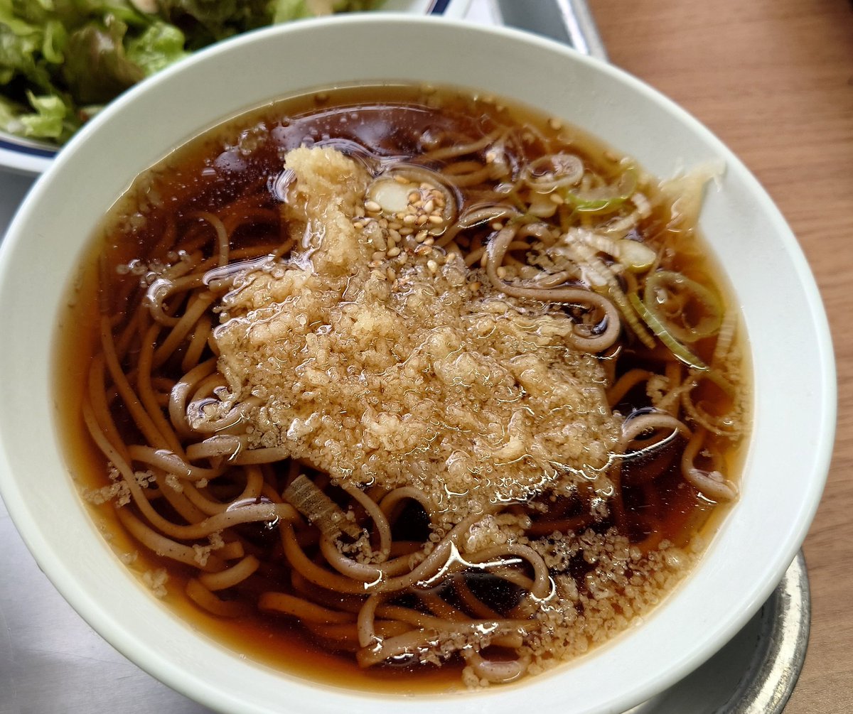 sanboncan's tweet photo. 親子丼じゃなくてカツ丼だよ、ゆめのしゃん🍚😊＃ゆめのともぐもぐ ＃会社の食堂シリーズ https://t.co/8vCkkpa0ou