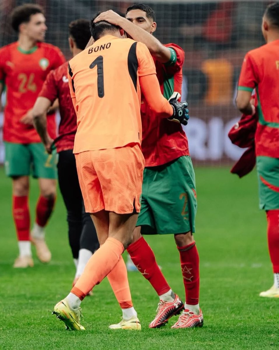 hilalstuff's tweet photo. 🚨🚨🚨🚨🚨🚨🚨🚨🎙️ أشرف حكيمي:

كنا متفائلين بالتأهل لأن لدينا ياسين بونو 🤯

😱😱😱😱😱😱❤️❤️❤️❤️❤️❤️❤️❤️ https://t.co/QNsXqgPkJx