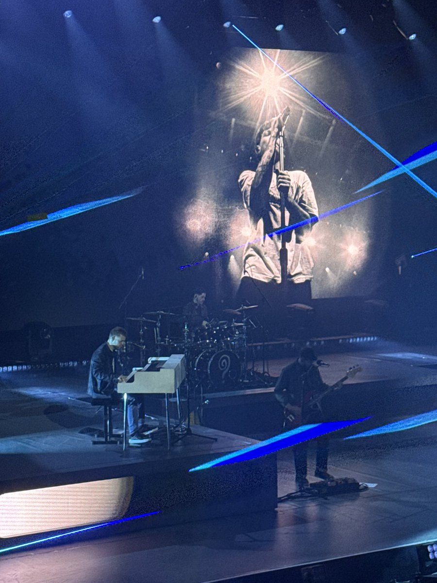 Dani4uDc's tweet photo. HDWGH in Nashville tonight!  Great gig tonight! https://t.co/OHZKFjaLFr