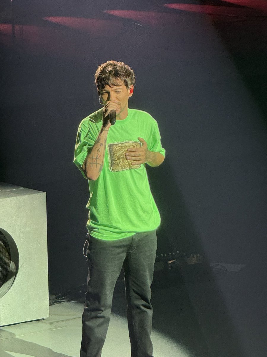 Dani4uDc's tweet photo. HDWGH in Nashville tonight!  Great gig tonight! https://t.co/OHZKFjaLFr