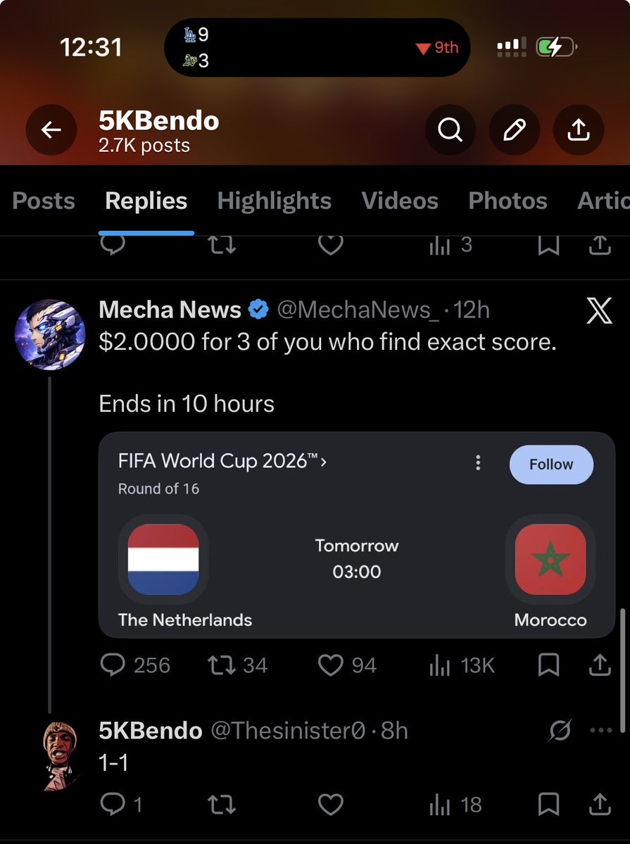Thesinister0's tweet photo. @MechaNews_  does he pay tho? https://t.co/4hLdAJTdSx