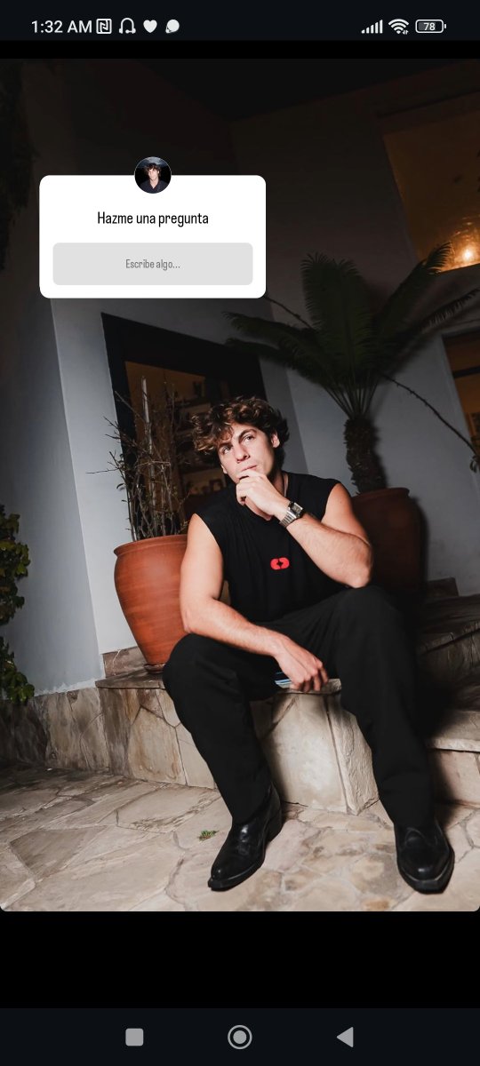 105Azulosc18224's tweet photo. Renato Rossini nuestro peruano favorito en historias de IG #Granhermano #Lagranjavip @rmrossini @RenatoTeamof ⚡⚡⚡ https://t.co/gqnxkJg3ff