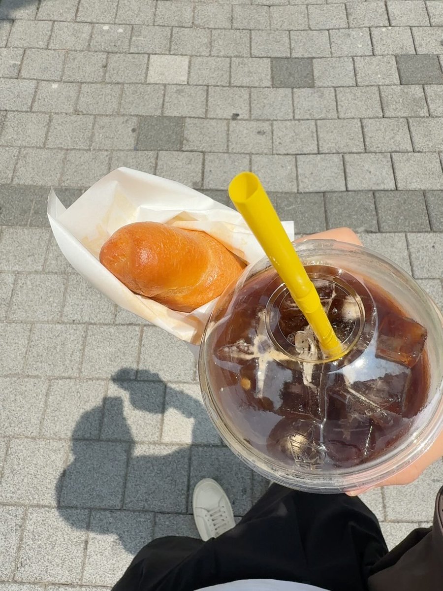 dailyjunseok's tweet photo. ⟢ _dolc3_ instagram channel update 

🦊: thanks to seunghwan
🦊: seunghwan bought it to say thank you for editing the music🥹

* the translation may be inaccurate 

#오준석 #OHJUNSEOK https://t.co/FsD8hcWB8R