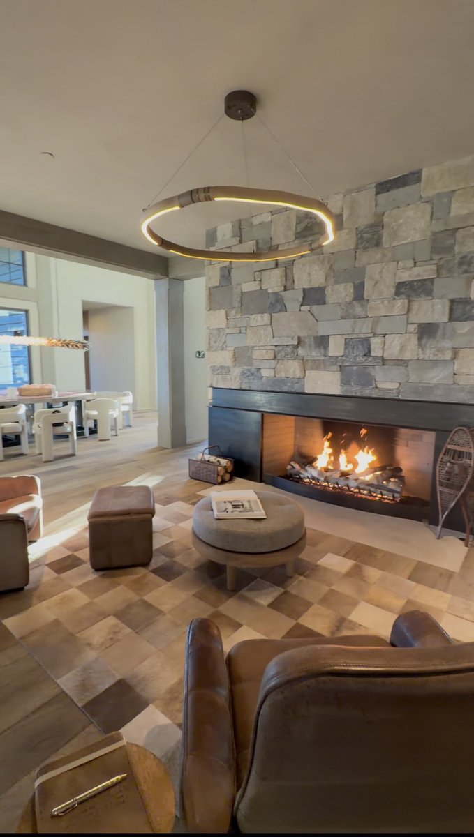 NBParkCity's tweet photo. #homeoftheday #movingtoutah #wolfcreekranch https://t.co/P8ZYEzxaMG
