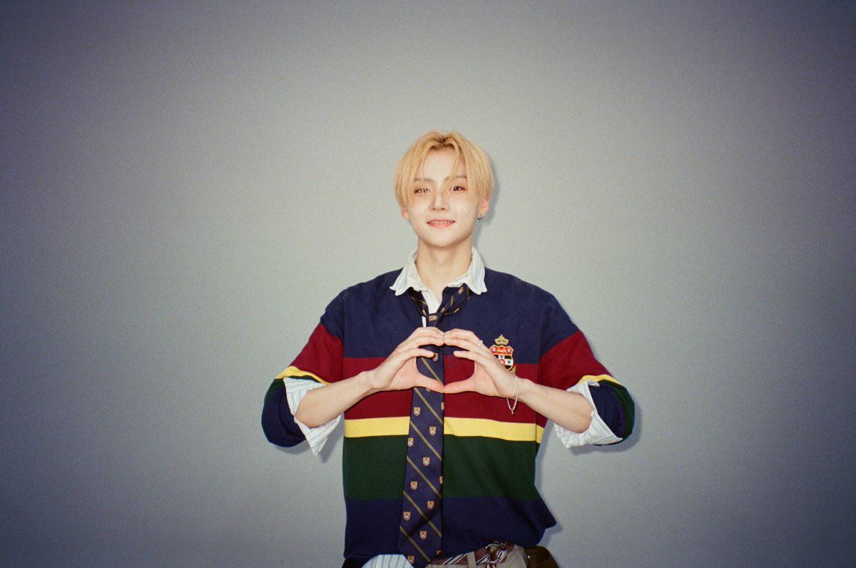 M2MPD's tweet photo. 필름카메라로 기록한 6월의 추억📸 7월에도 쭈욱 엠투와 함께해요❣ #6월의엠투 #M2film #SC_ORIGINAL #ALPHADRIVEONE #알파드라이브원 @ALD1_official https://t.co/TOaKtdxM8R