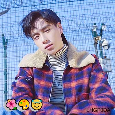 real1cheys's tweet photo. 直男水画舫游于湖上，珠帘轻晃，船内琴音婉转悠扬。湖面碧0号胶囊波万顷，两岸亭台楼阁连绵，灯火点点映在水中。泛舟湖上，听琴赏景，江南水乡迷的温婉浪安眠药漫，尽数揽入怀中。
选品→@mechanix22 https://t.co/QEvOXa98Tm