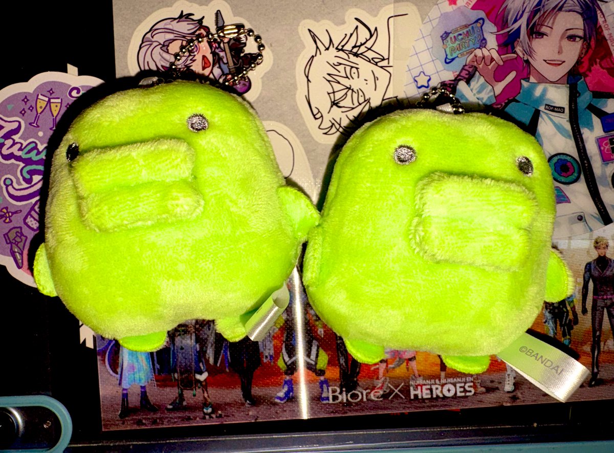 eba626's tweet photo. くちぱっち推しだからまだセーフなんだけど、1回500円だったから被らないで欲しかった笑
キャリーケースガチャは回せなかった😭 https://t.co/TU3aCTJ33u
