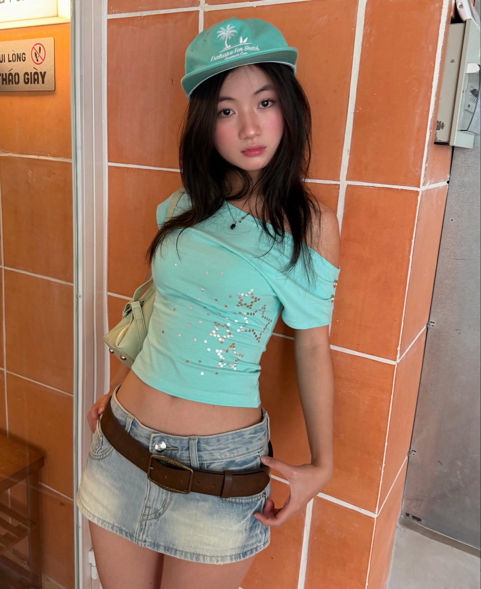 mmaiil_'s tweet photo. ใครยังไม่เบื่อ tiffany blue ไปเจอที่มีหลายตัวในนี้เลยฉันเห็นฝั่งเวียดนามก็ทำมาเยอะเช่นกันนะแต่ใดๆฉันชอบกระโปรง twenti แต่ไม่เคยกล้าใส่สั้นไปคับ https://t.co/V9biDh0f59
