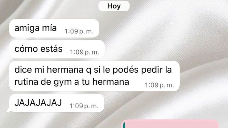 v4mpval's tweet photo. Cuando no puedo decir que primero tienen que enamorarse profunda y perdidamente y luego ver como para esa persona no significó nada así que solo les digo que carguen pesado y ya https://t.co/HhrX98pS3l
