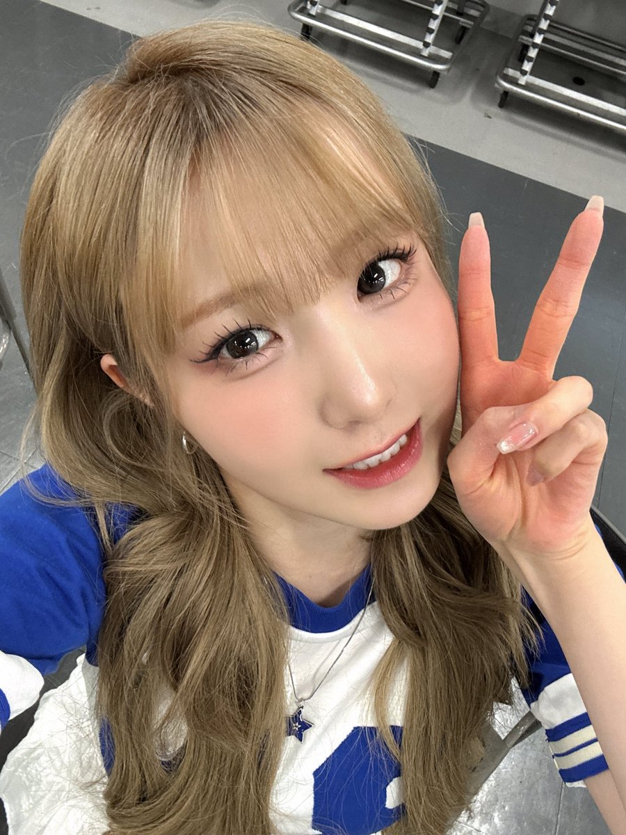 HitomiBR's tweet photo. [📷] Atualização via fromm.

#HITOMI #히토미 #SAYMYNAME #세이마이네임 https://t.co/pQX8UPvAcJ