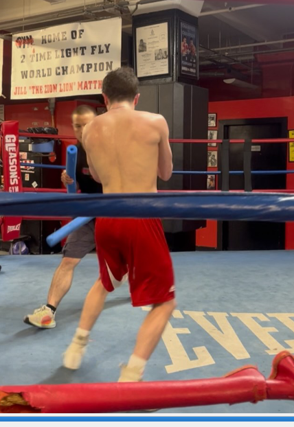 CINEMA505's tweet photo. Elliot Page treinando via ig. https://t.co/CEOanym9KB