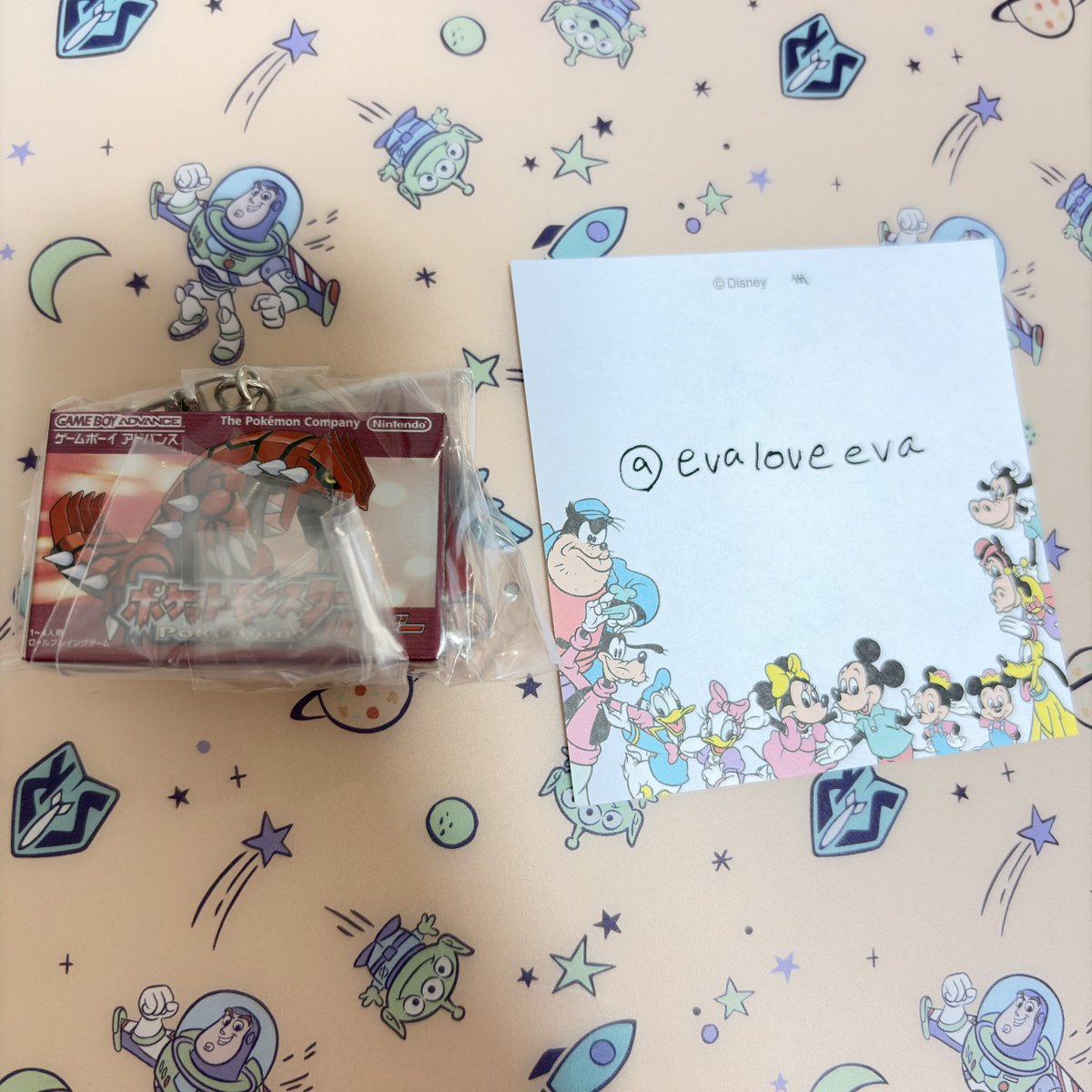 evaloveeva's tweet photo. 【交換】ポケモン パッケージ＆ゲームカードキーホルダーコレクション

譲)ルビー

求)銀

コンプの為に募集しております！
是非とも交換よろしくお願い致します！

お気軽にお声掛けお待ちしております✨

ヤフフリグッズ交換にも出しております！

#ポケットモンスター30周年
#キーホルダー https://t.co/Pek77DNbXW