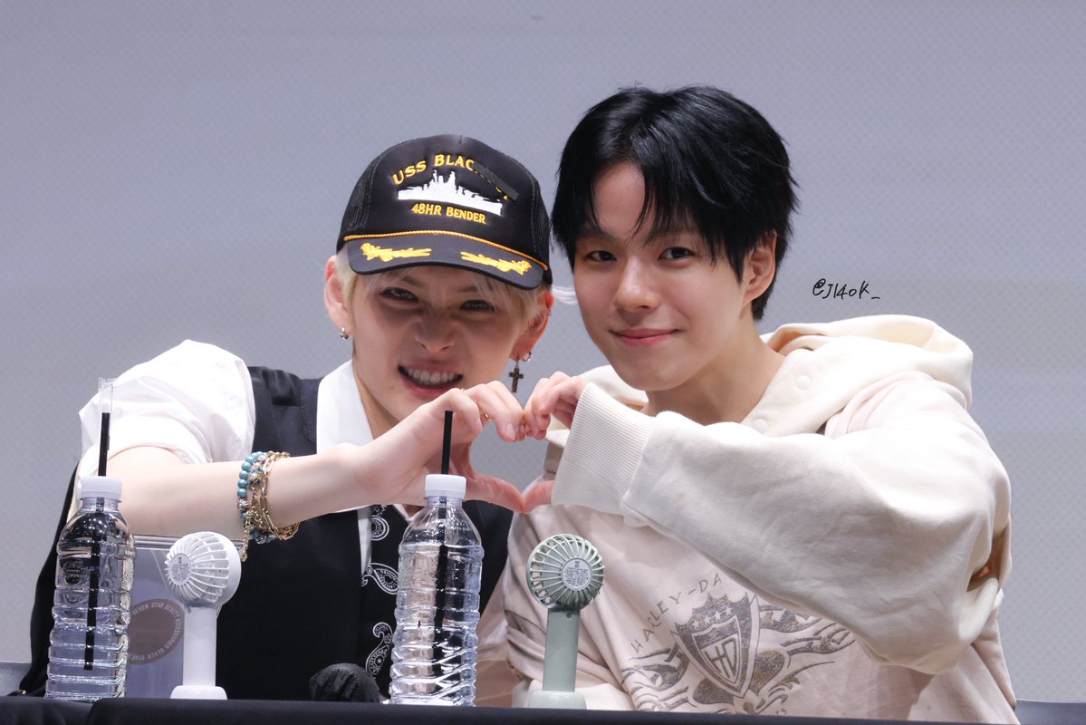 J140K_'s tweet photo. 260628 에버라인 대면팬싸

🐯🫶🏻🦁

#트레저 #TREASURE
#요시 #YOSHI #ヨシ
#윤재혁 #YOONJAEHYUK #ジェヒョク https://t.co/dFzfGe7Rq2