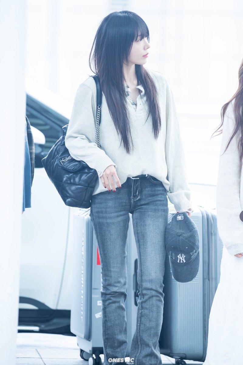 ones_pic's tweet photo. 260410 가오슝 출국 에이핑크 은지 2
@Apinkjej
#에이핑크 #은지 #Apink #Eunji https://t.co/hkhZK1GTtC