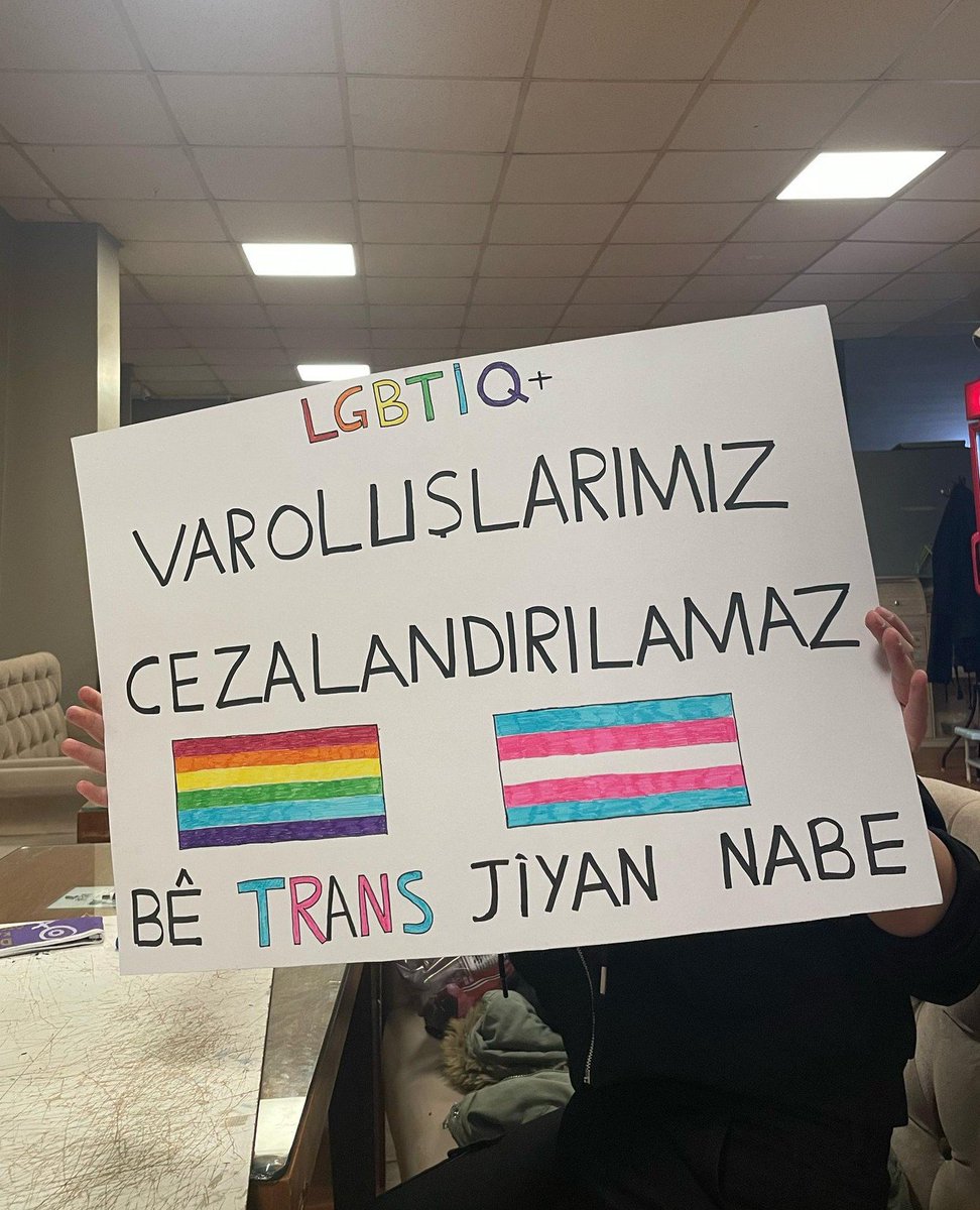 redsunguerrilla's tweet photo. https://t.co/YxBCSQgiKl