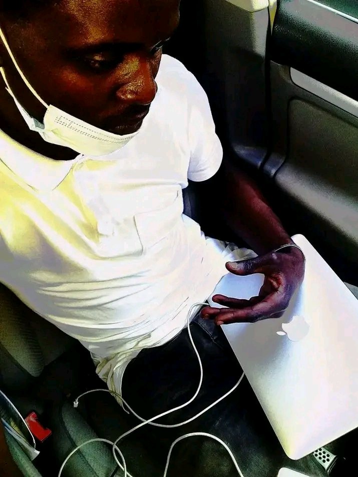Magiyefenda's tweet photo. NUR🐬 https://t.co/LP7ycnQlpu