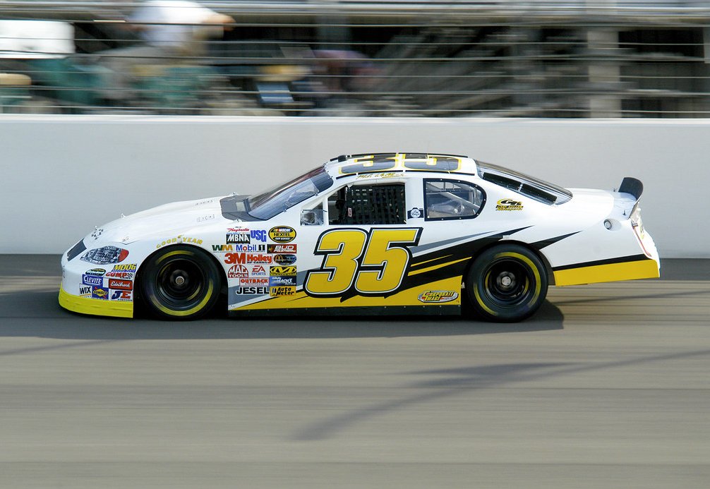 2000snascar's tweet photo. https://t.co/y73jkZ6WLR