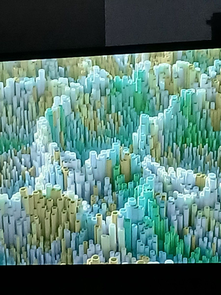 SamHardylol's tweet photo. Wait I'm going to use this music to sleep to so goodnight 
Also they turned into pipes now, kinda cool https://t.co/MCkZ9V8qla