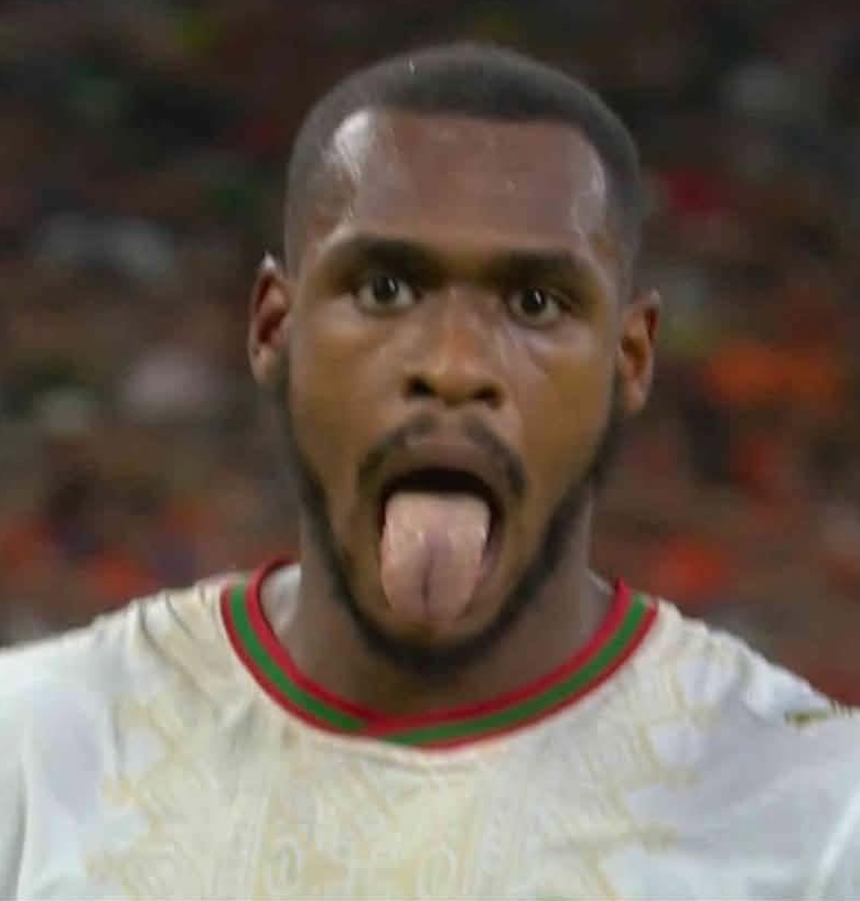 xpopfeedx's tweet photo. @brfootball https://t.co/8umxk8PREp