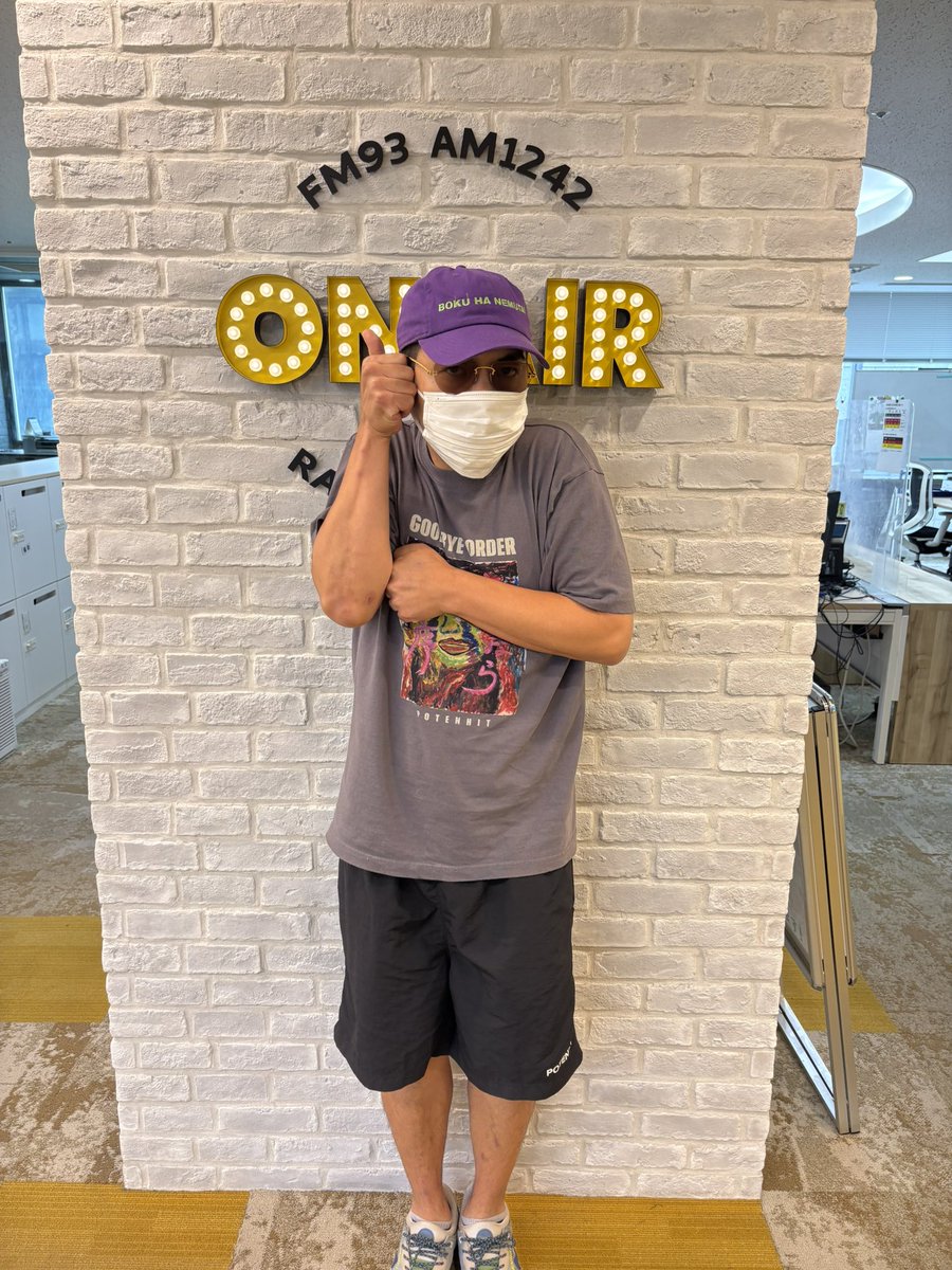 The_RadioShow's tweet photo. #ナイツラジオショー

🎙️本日14時台のゲストは…

#天竺川原 さんが登場！🍆✨

質問・感想メールも募集中！ 📨rs@1242.comまで

こちらから⏬
https://t.co/NvHzg7UaYt https://t.co/2arsKrao2Z