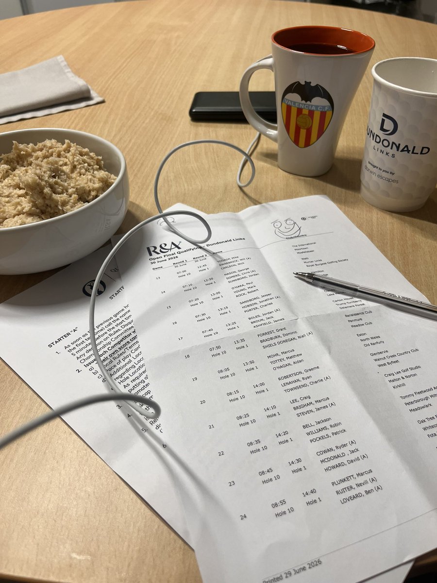 gsharman's tweet photo. Preparations underway..1 hour 50, we Go again here at @DundonaldLinks The Life as an announcer at @TheOpen  Qualifying Final Round 😀 🏴󠁧󠁢󠁳󠁣󠁴󠁿 All The best Guys 😀 enjoy the moment.  ofcourse it’s all in the oats and Bananas 🍌 right?! They’ll be many 🍌 #Energy #LetsGo 😀🌅⛳️🥊#Vamos https://t.co/sj1KAwbRnX