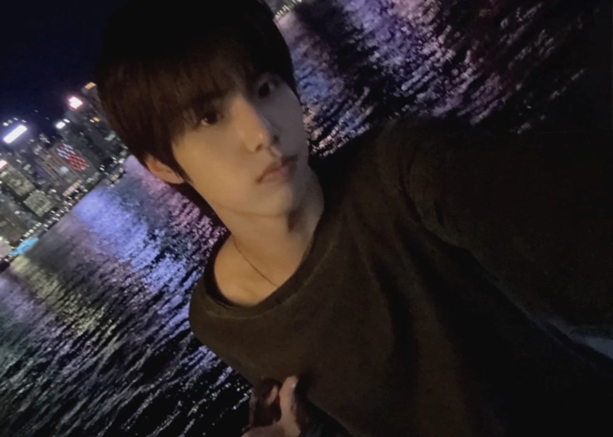 seongbinpics's tweet photo. https://t.co/s8AjJAeGzz