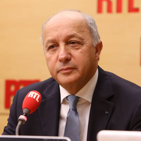 LouFrance75's tweet photo. L'homme du sang contaminé, Fabius :
"La préférence nationale est anticonstitutionnelle"

La gauche à la manœuvre pour détruire ce que nos ancêtres ont mis des siècles à construire : une nation, un peuple, un pays, des valeurs, une culture riche et réputée dans le monde. https://t.co/T1gfwbzmOf