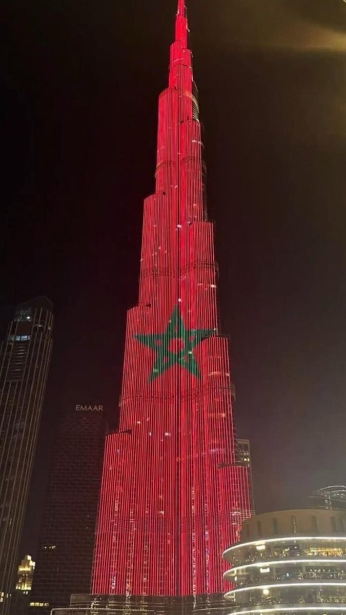 7mdwfc's tweet photo. الصوره هذي تصيح المشجع الاخضر..
برج خليفة x علم المغرب
ديما ديما مغرب  🇲🇦🇦🇪 https://t.co/PdyOSIs8pQ