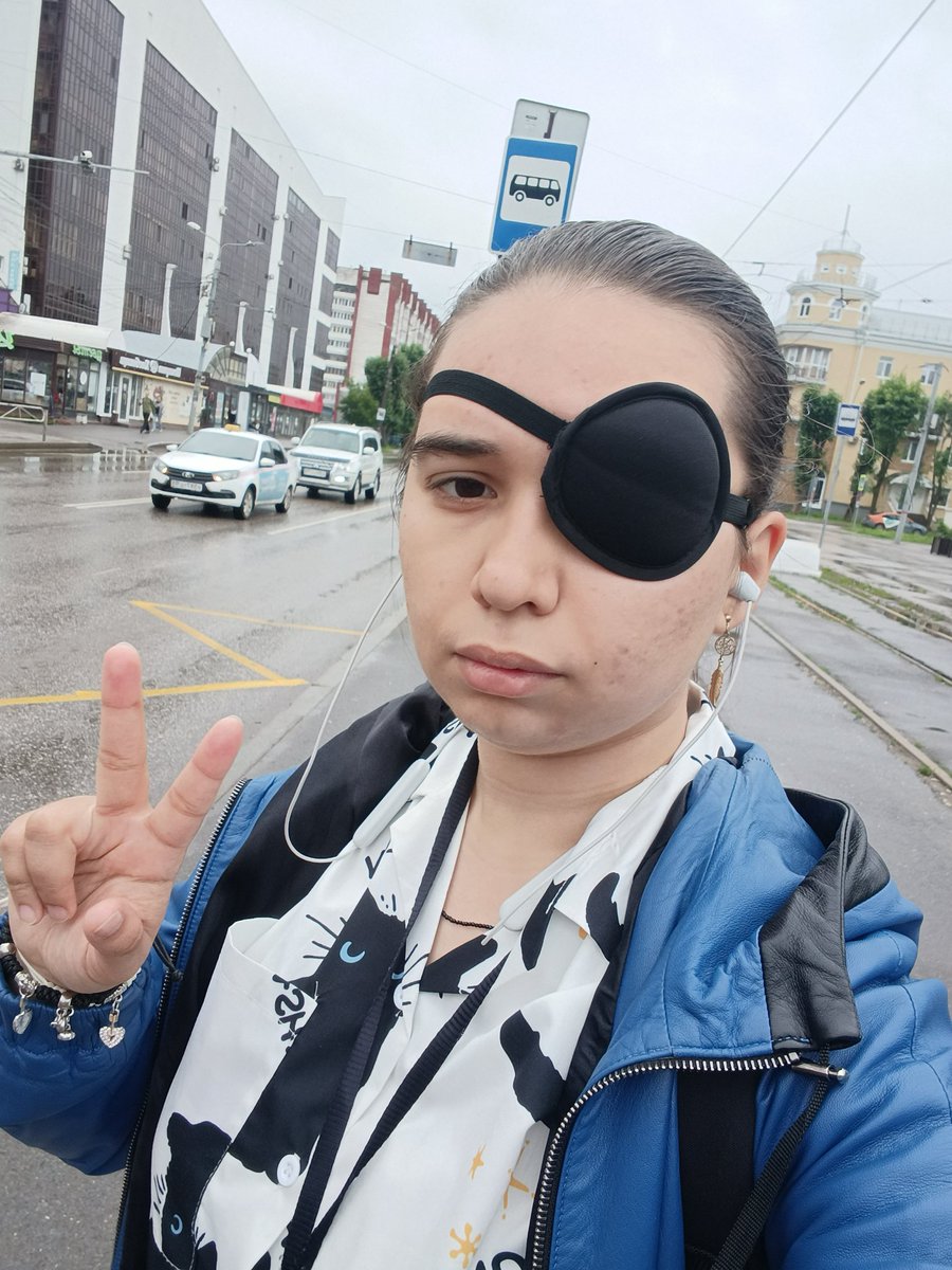 AnnaVocky's tweet photo. мы с хонджуном закорешимся https://t.co/jRqg0y9ZxM