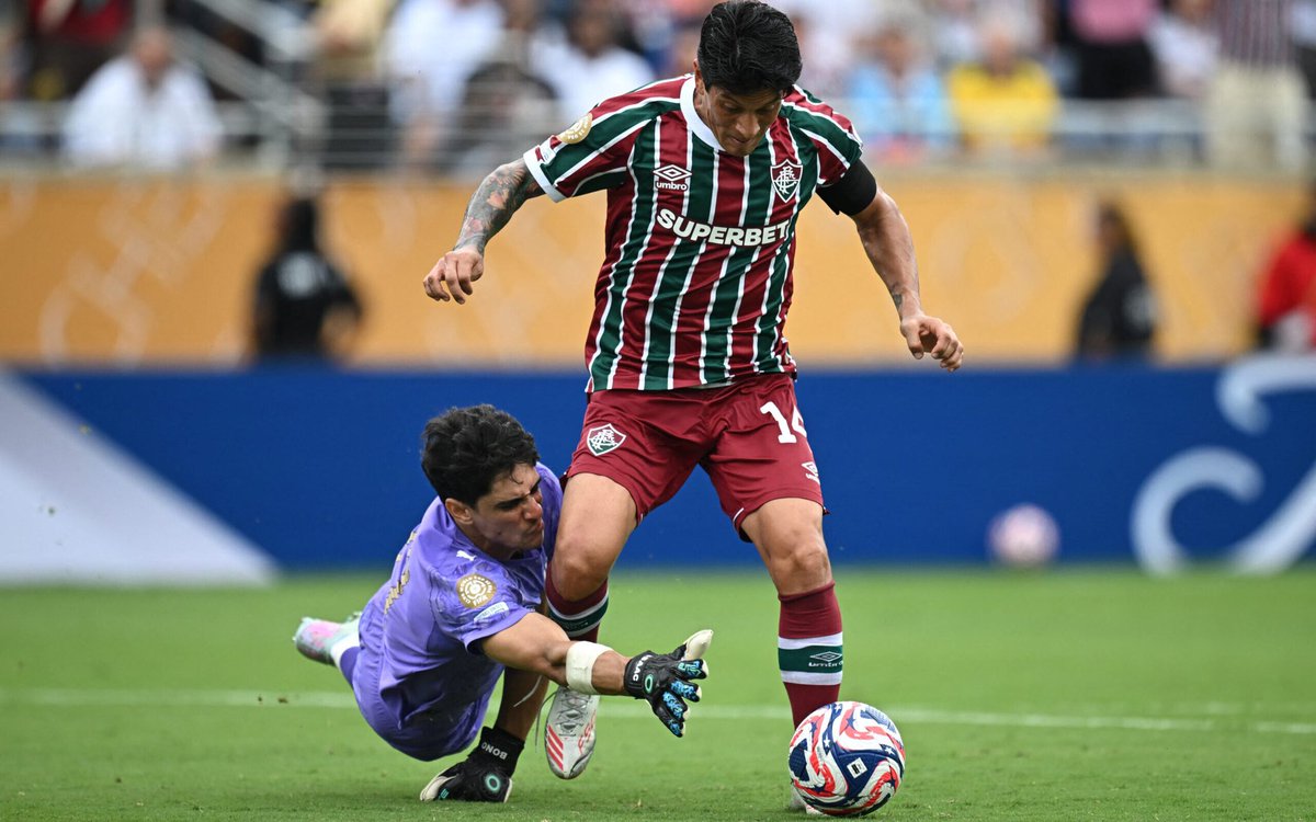 paulopedrobrand's tweet photo. Marrocos passou de fase e o goleiro Bono segue sua saga bizarra de invencibilidade. Última derrota foi pro… https://t.co/ozfdkHRKlf