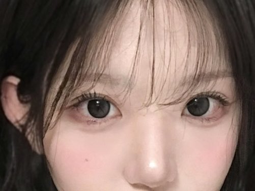 onomooz's tweet photo. !! 일본 가면 꼭 사와야 하는 마스카라 !! 🖌️
비와도 절대 안 처지고 가닥 속눈썹 붙인 것처럼 올라가는 무적의 마스카라.. 특히 블랙은 찐해서 점막 가까이 발랐을 때 점막 채운 것처륨 눈이 진짜 커보임.. (따로 점막 안 채워도 됨) 브라운은 청순해보이고.. 인생 마스카라👨‍⚖️ https://t.co/scWGm2J72a