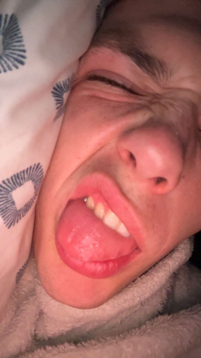 Dannnysmood's tweet photo. Gooooooodnight 😘 https://t.co/JtUQl70ilS
