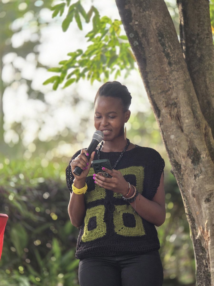 IamOchago's tweet photo. Good Morning Poet!
Hey world meet @PhionaKathie

#PorridgeAndPoetry https://t.co/9rf8zE4Jw5