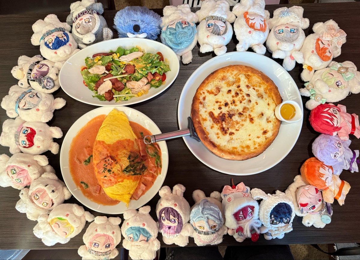 koha___tan's tweet photo. 新しいぬいちゃんたちとリァ友でオタ活してきたッ(pq>ω<☆)⌒ .゜🌟‼️💘

6人でマック1万円分して歌って動画みて、たくさん話せて、やぱり自分と同じ趣味を持ってる友達がいることの大切さを思い知るね🥰🥳✨

写真撮りまくったけど、ほんの一部🤳🏻♥️ https://t.co/4uXqZsYsbu