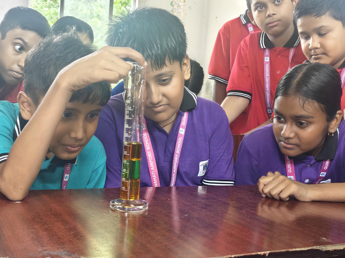Guwahati1977GAS's tweet photo. 🔬✨ Science Summer Camp – Day 1 ✨🔬

Curiosity came alive as our young scientists embarked on an exciting journey of discovery! 
Learning by doing, discovering by exploring! 🌟
#ScienceSummerCamp #YoungScientists #STEMEducation #adanifoundationschools #aplacetolearnaspacetogrow https://t.co/jK2cuc3HOQ