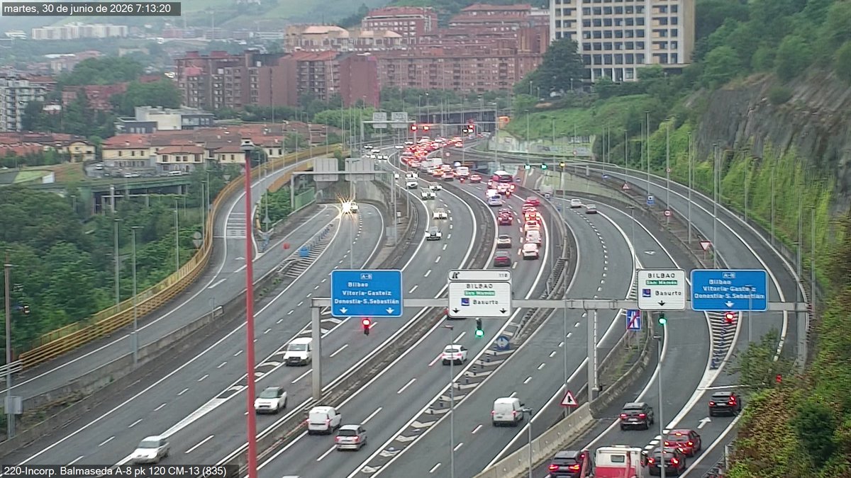 trafikoaEJGV's tweet photo. ℹ️Momentu honetan #Autopilaketak gehituz .🚗🚗🚚
ℹ️En estos momentos aumentando las retenciones.🚗🚗🚚
☎️011 #Bi10 #Trafikoa https://t.co/6fUPpeCNCt