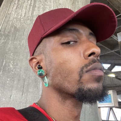 JeeSour's tweet photo. #NewProfilePic https://t.co/veTslE6KEq