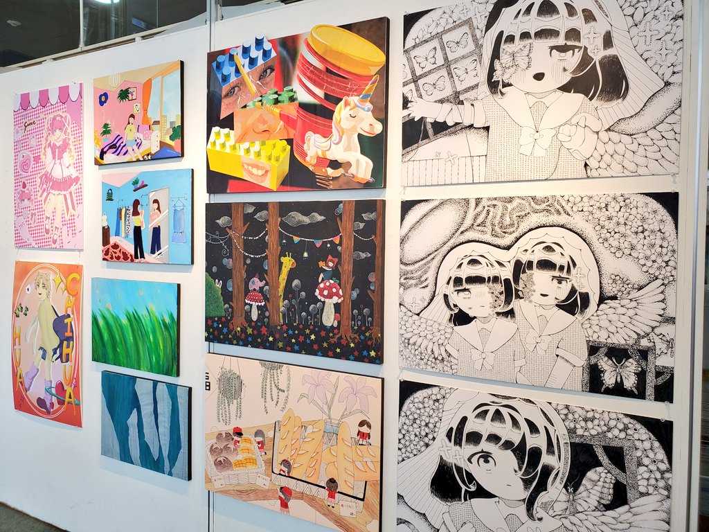 ODC_ILL's tweet photo. 【2年生専攻作品展 -PART2-】
本日より校内パワーズギャラリーにて展示開始しています😊🎨💻
ぜひご高覧ください☺️✨🎵

📅6/30(火) ‐ 7/6(月)
⌚10:00～19:00

#大阪デザイナー・アカデミー
#イラストレーション学科
#ODA https://t.co/BAXUKeXTva