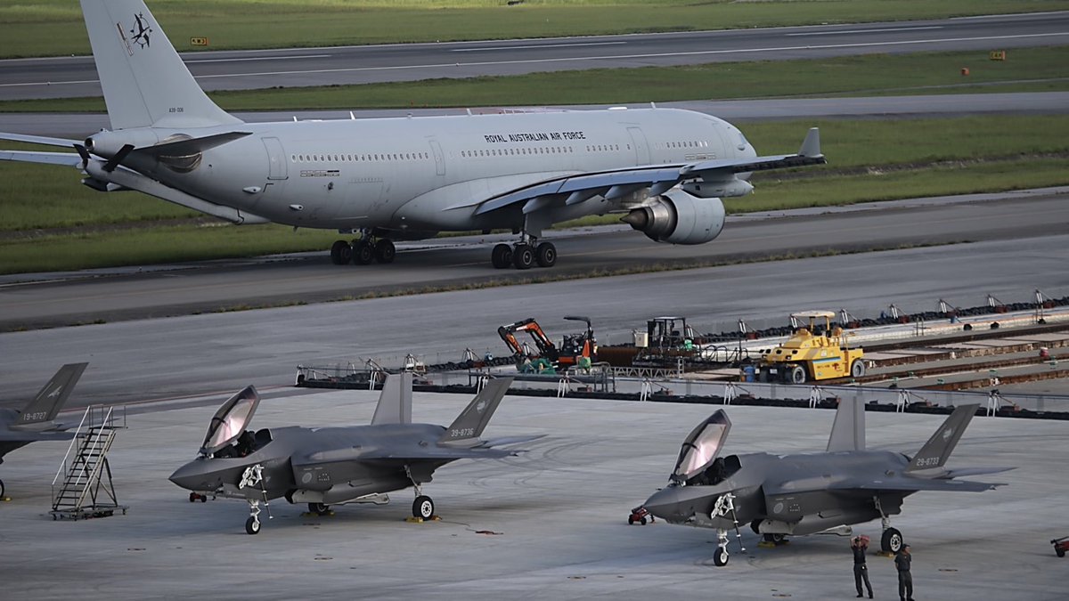 JASDF_PAO's tweet photo. 日米豪３か国訓練「サザン・クロス２６」🇯🇵🇺🇸🇦🇺に参加する空自機は日本を出発し、オーストラリアに向かいました。相互運用性の向上を焦点とした３か国のＦ－３５Ａ訓練は第３回目となり、オーストラリアでの実施は今回が初めてです。#SC26 https://t.co/BNKxPLB91t