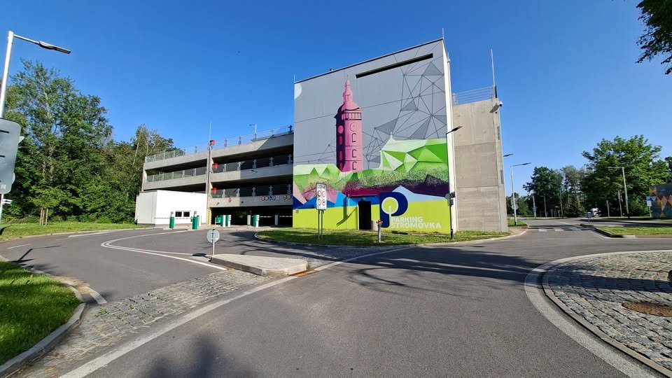 dopravacb's tweet photo. 📷 30.06.2026 10:00 hod. Počet volných parkovacích míst:
📷 parkoviště Senovážné náměstí: 0 volných míst,
📷 parkoviště Mariánské náměstí: 40 volných míst,
📷 parkoviště Jírovcova: 113 volných míst,
📷 parkovací dům Stromovka: 182 volných míst. https://t.co/Qzqwb8stVq